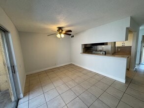 Building Photo - 4501 Treehouse Ln