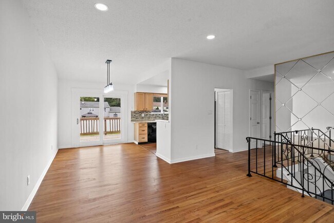 Building Photo - 408 California Trail