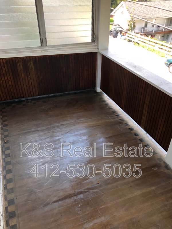 Building Photo - 5833 Madison Ave