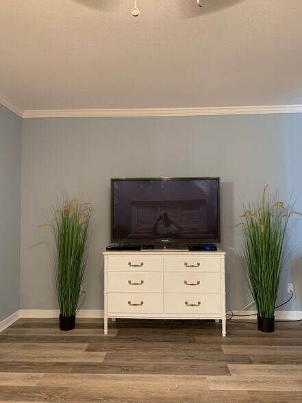 Building Photo - 43 Summer Haven Trl