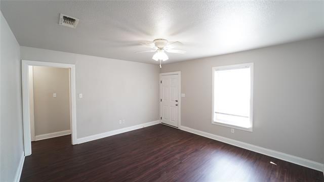 Building Photo - 313 E Columbia St