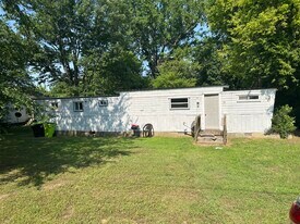 Building Photo - 206 Bryan St