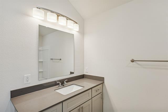 Building Photo - 1803 Boxwood Dr