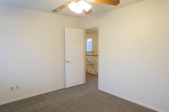 Building Photo - ****HALF MONTH RENT FREE***? Your Dream Rental: Large, Serene Home with Fenced Yard?