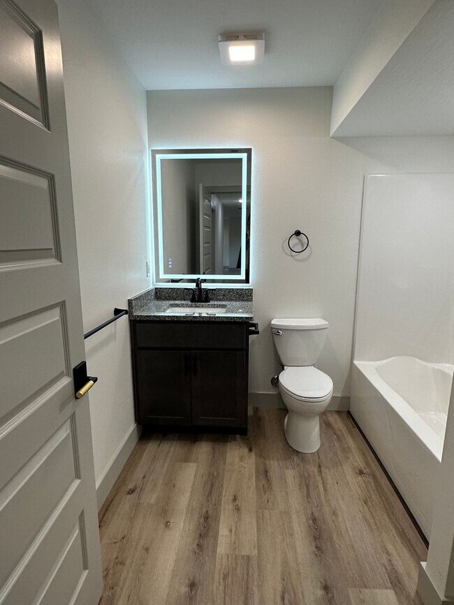 Building Photo - NEW CONSTRUCTION 5 Bed 3 Bath w/ Walk Out Basement Waynesville School District