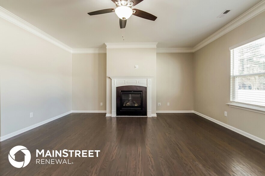 Building Photo - 39 Sedge Wren Ct