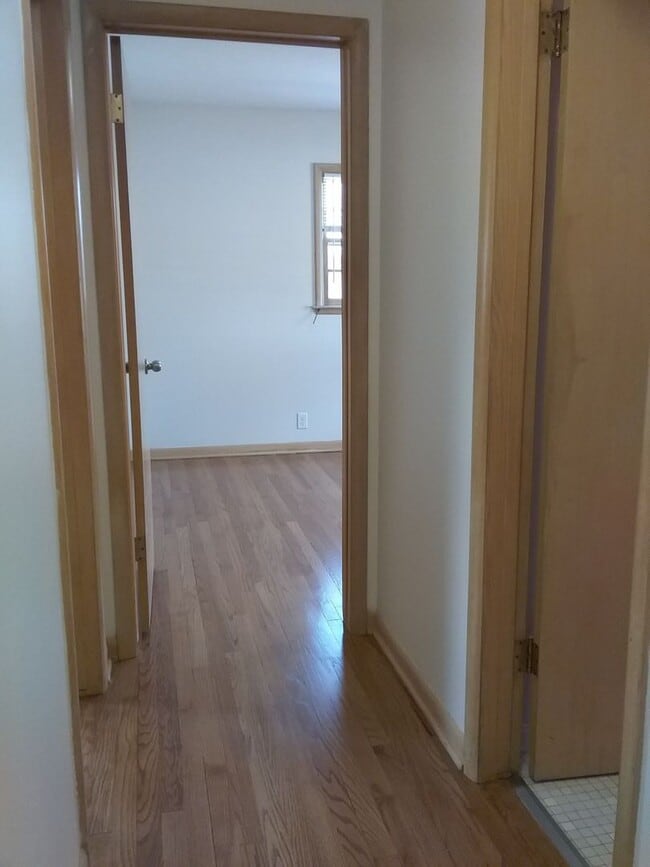 Building Photo - 3924 D St