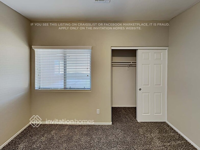 Building Photo - 33683 N Slate Creek Dr