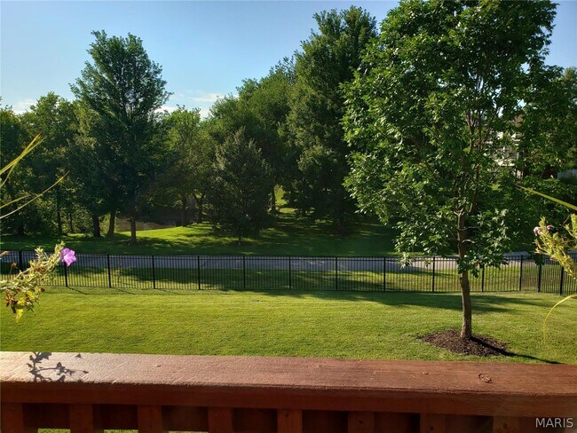 Building Photo - 809 Barklage Ct