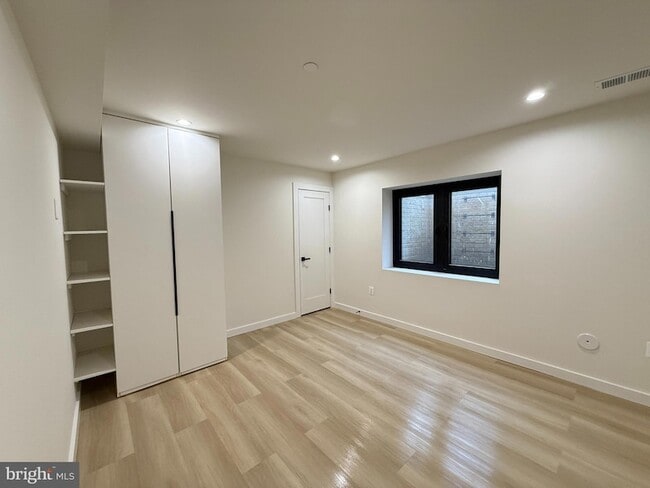 Building Photo - 8908 Mohawk Ln