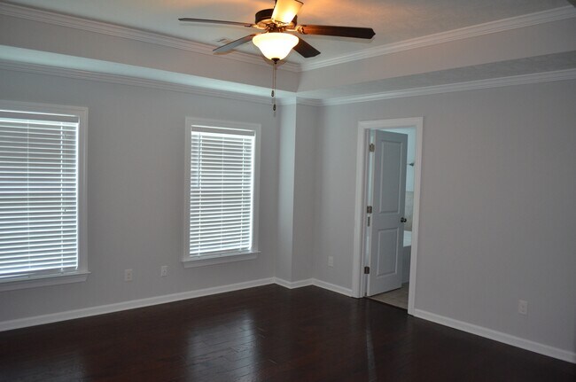Building Photo - 519 Bunchgrass St