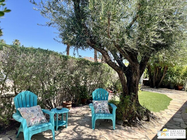 Building Photo - 73450 Country Club Dr