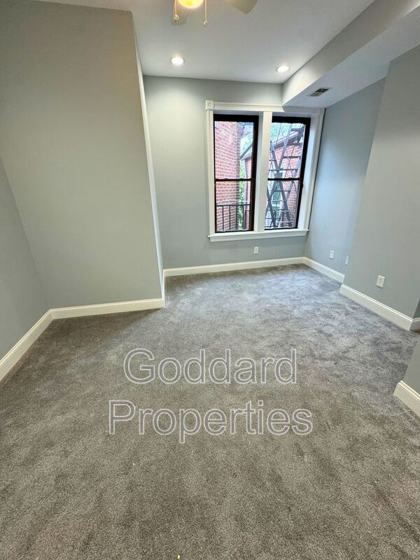 Building Photo - 1713 Linden Ave