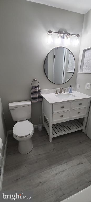 Building Photo - 433 Carmarthen Ct