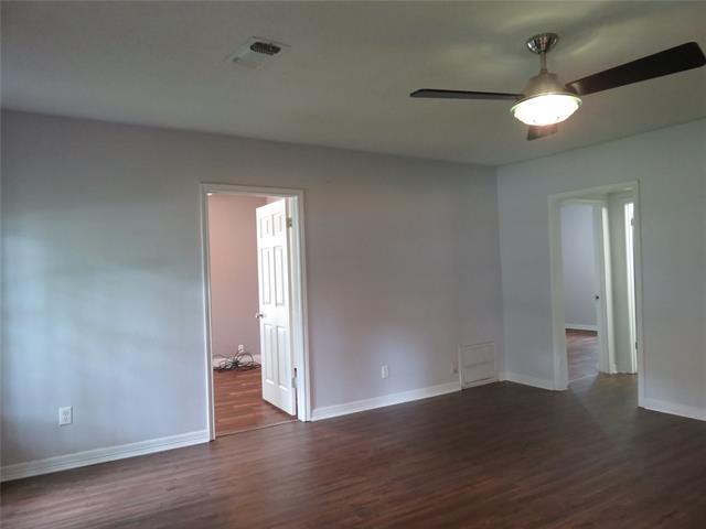 Building Photo - 2513 W Walker St