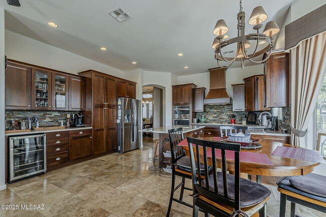 Building Photo - 65473 E Rose Ridge Dr