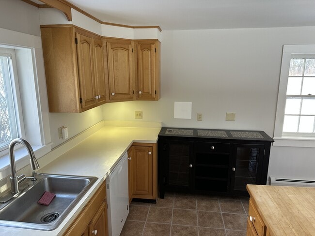 Building Photo - 618 Shearer Hill Rd