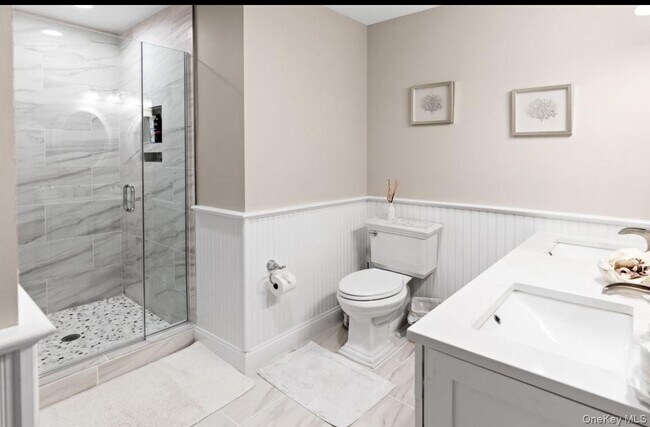 Building Photo - 5 Juniper Ln