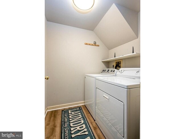 Building Photo - 2155 Wolftrap Ct