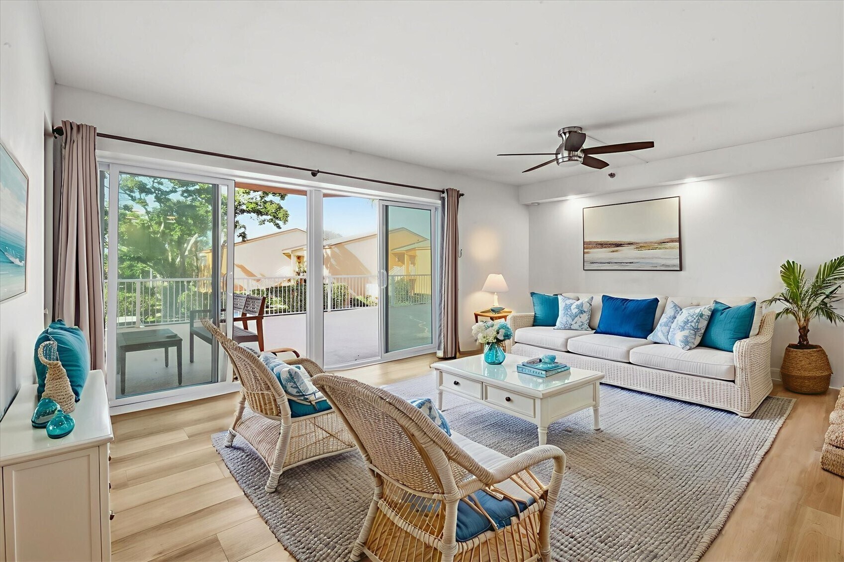 Building Photo - 7430 Sunshine Skyway Ln S