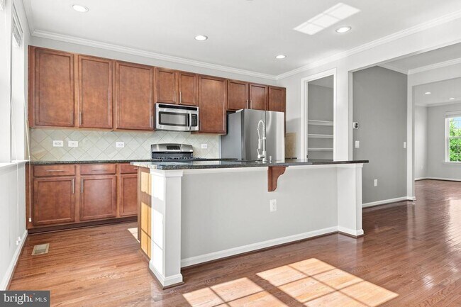 Building Photo - 25678 Pleasant Valley Rd