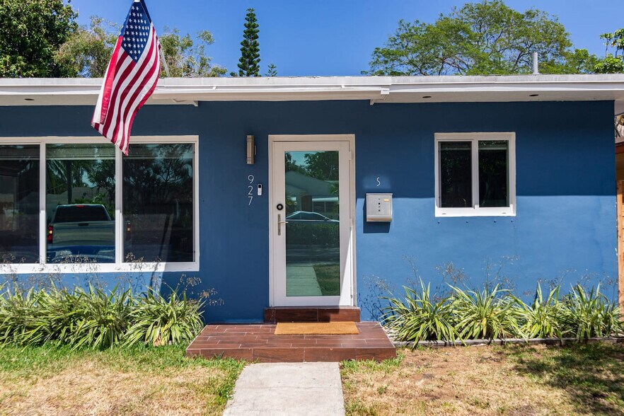 Building Photo - 927 N 17th Ave