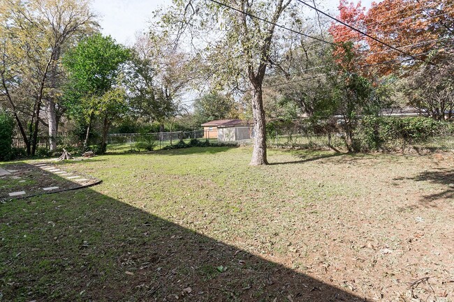 Building Photo - Beautiful Home in Arlington ISD.