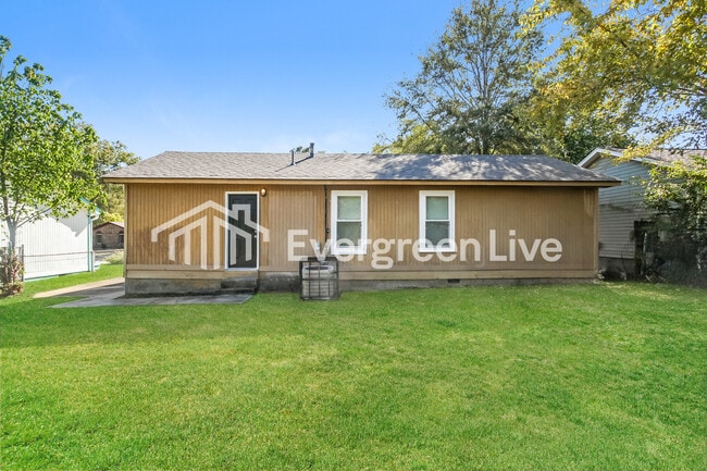 Building Photo - 3350 Bestway Dr