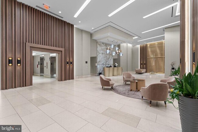 Building Photo - 7887 Jones Branch Dr