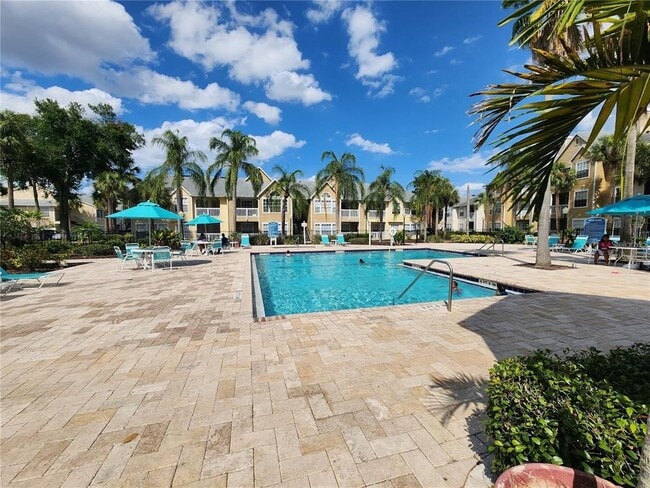 Building Photo - 1075 S Hiawassee Rd