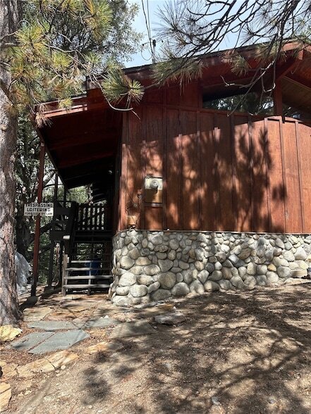 Building Photo - 52510 Pine Ridge Rd
