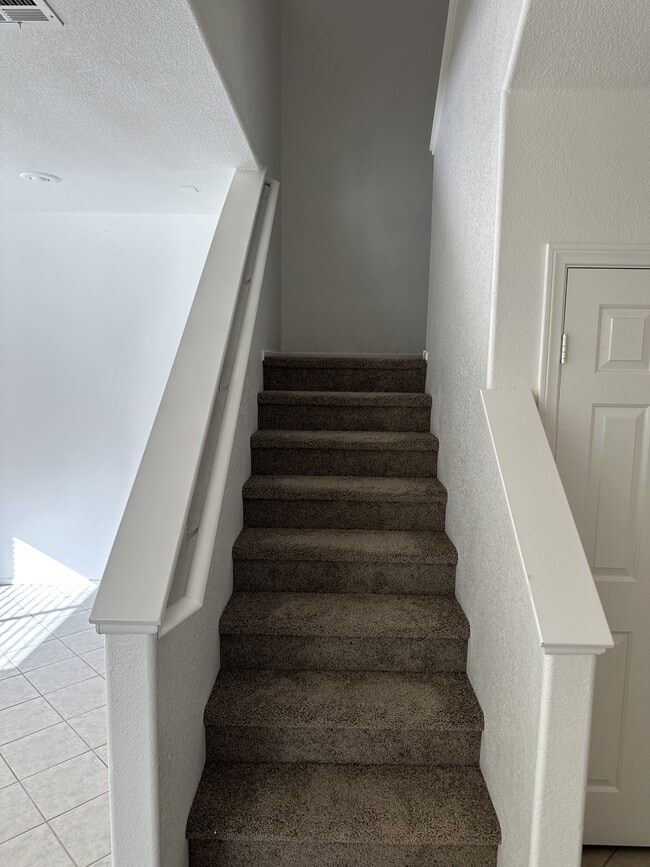 Building Photo - 6529 Adonis Heights St