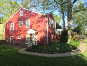 Building Photo - 1620 Rugby Ave