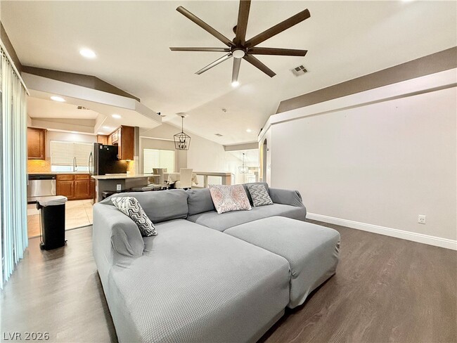 Building Photo - 4634 Mission Meadow Cir