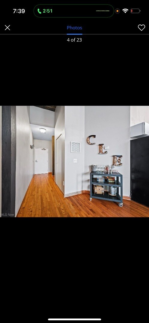 Building Photo - 408 W St Clair Ave