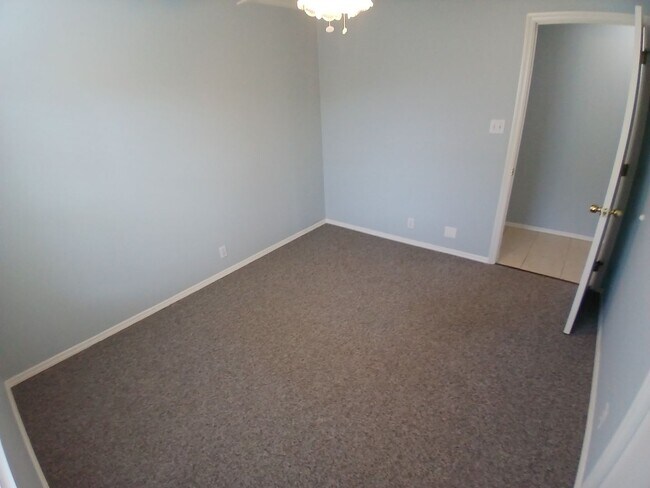 Building Photo - Charming Coastal Rental at Bald Point FL