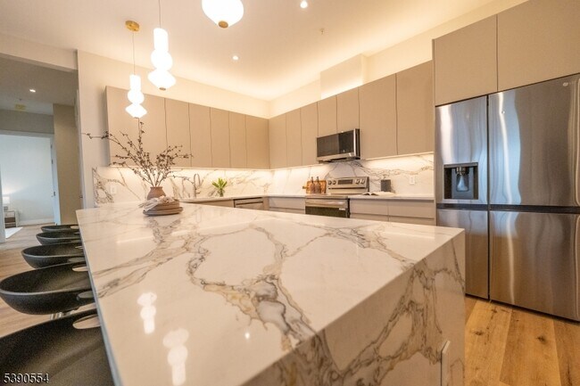 Building Photo - 1722 Springfield Ave