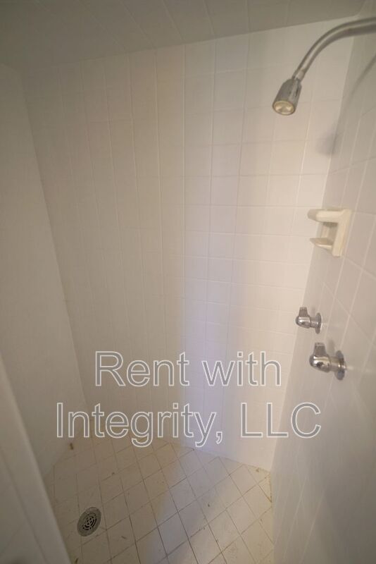 Building Photo - 1804 Skyland Dr