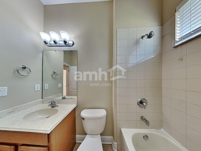 Building Photo - 7550 Bulls Head Dr