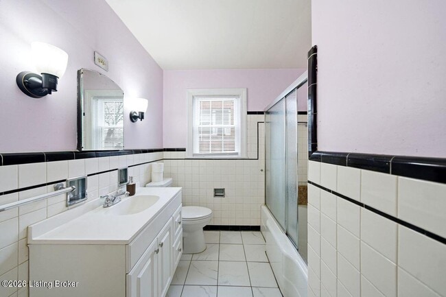 Building Photo - 1209 Valley Dr