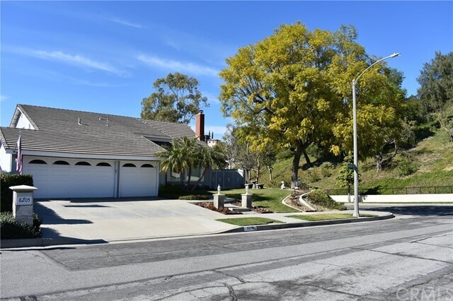 Building Photo - 8205 Seranata Dr