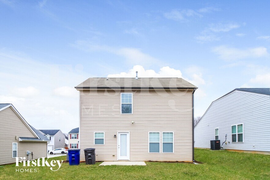 Building Photo - 4011 Parkside Meadow Ct SW