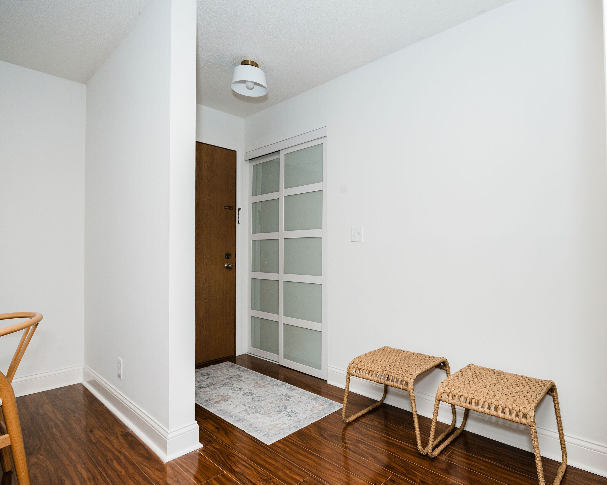 Building Photo - 35 Nathan Ln N