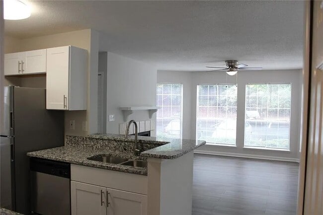 Primary Photo - 106 Hawkstone Way