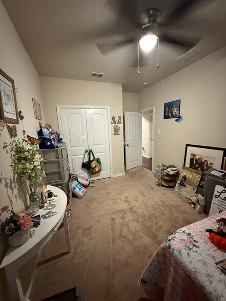 Building Photo - 620 Fossil Creek Dr