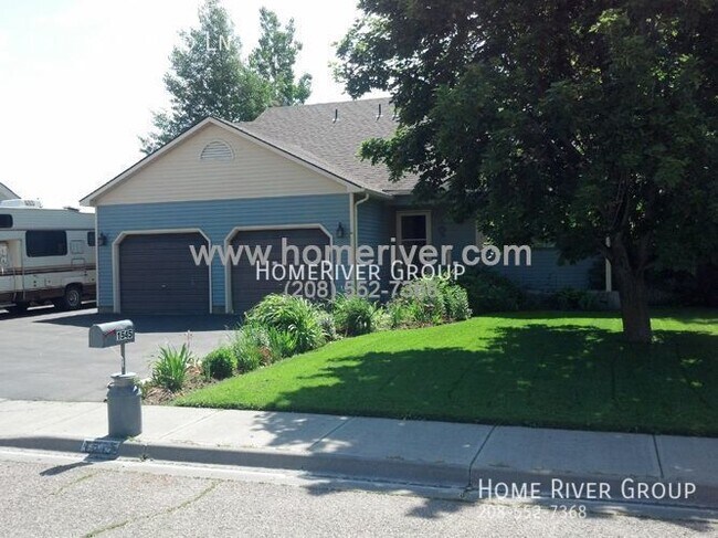 Building Photo - Westside Home for Rent by Homeriver Group