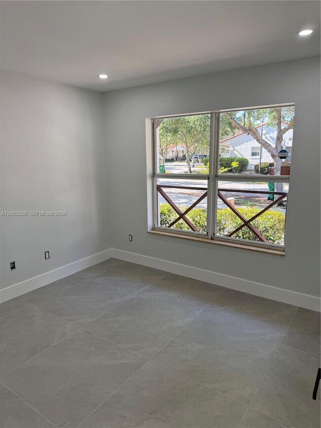 Building Photo - 7608 NW 38th Ct