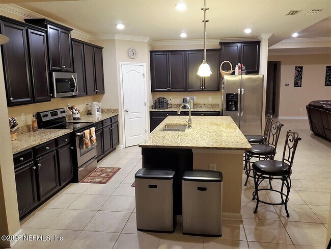 Building Photo - 7290 Longleaf Branch Dr