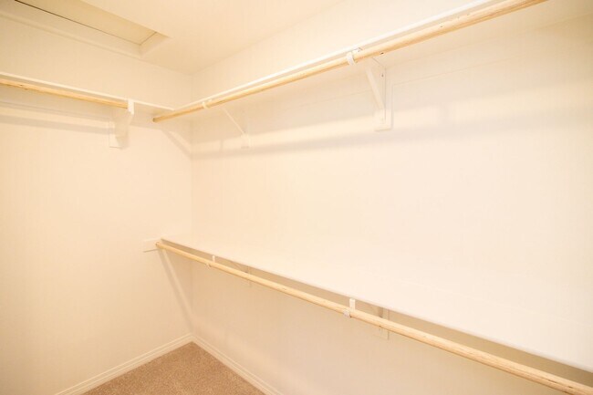 Building Photo - Brand New 3 Bed / 3 Bath Townhome In River...