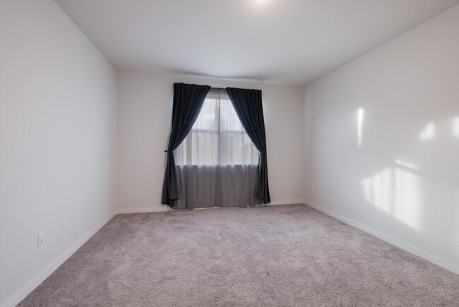 Building Photo - 5327 Tourmaline Lp